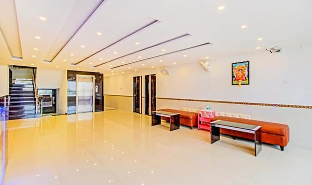 Чакан: Fabhotel Renuka Executive