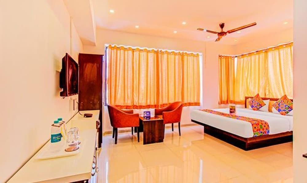 Чакан: Fabhotel Renuka Executive
