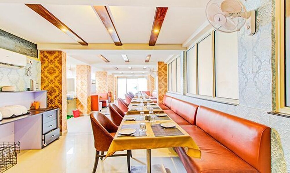 Чакан: Fabhotel Renuka Executive