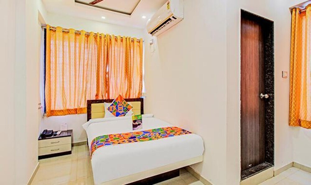 Чакан: Fabhotel Renuka Executive