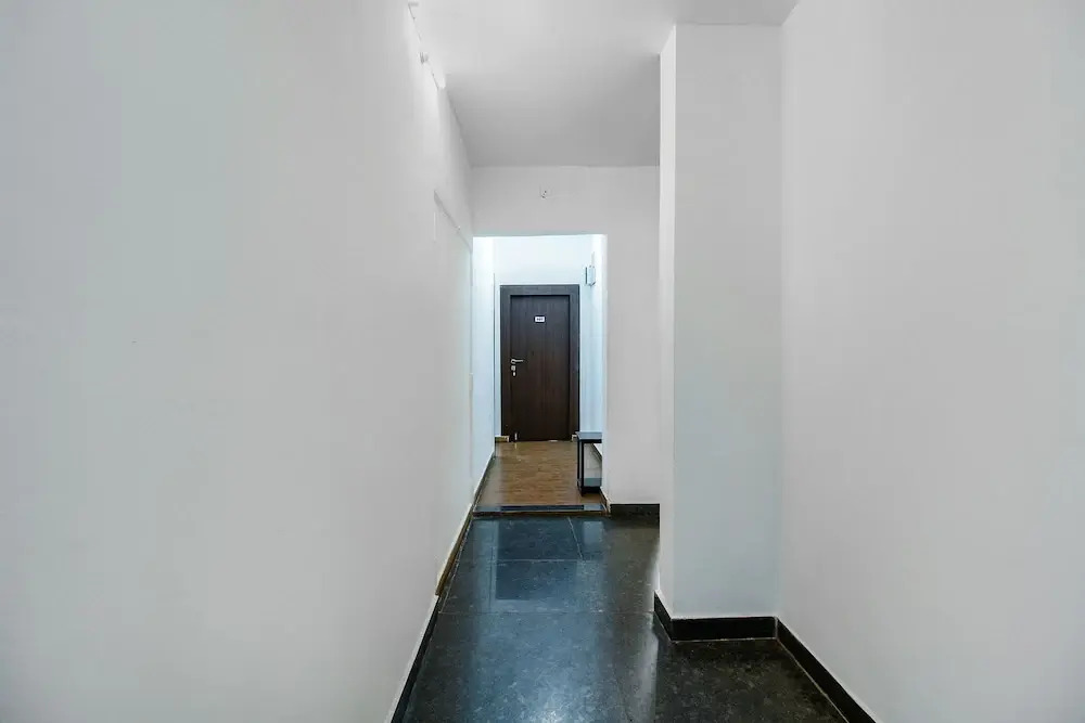 Бхопал: Fabexpress Saket Inn