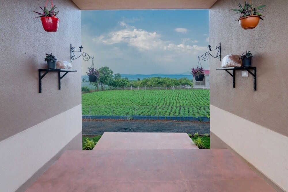 Нашик: Escape Stays Le Fromage cheese village
