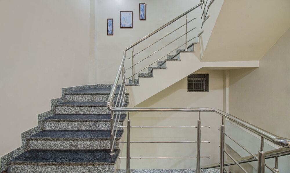 Чандрапур: Treebo Royal, Chandrapur