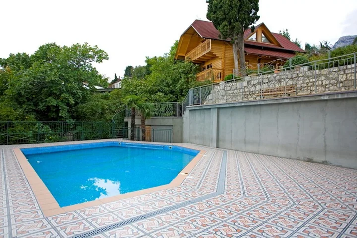Алупка: 4-Sezona Hotel