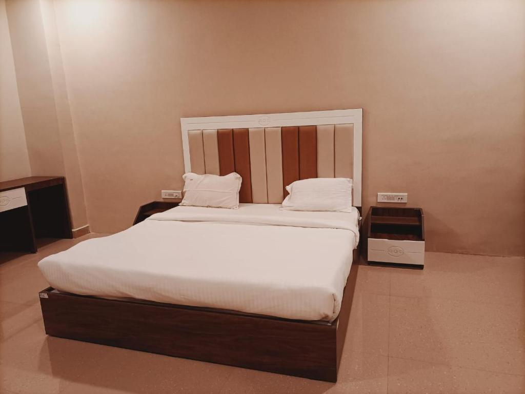 Bilaspur: Hotel Emperor Paradise