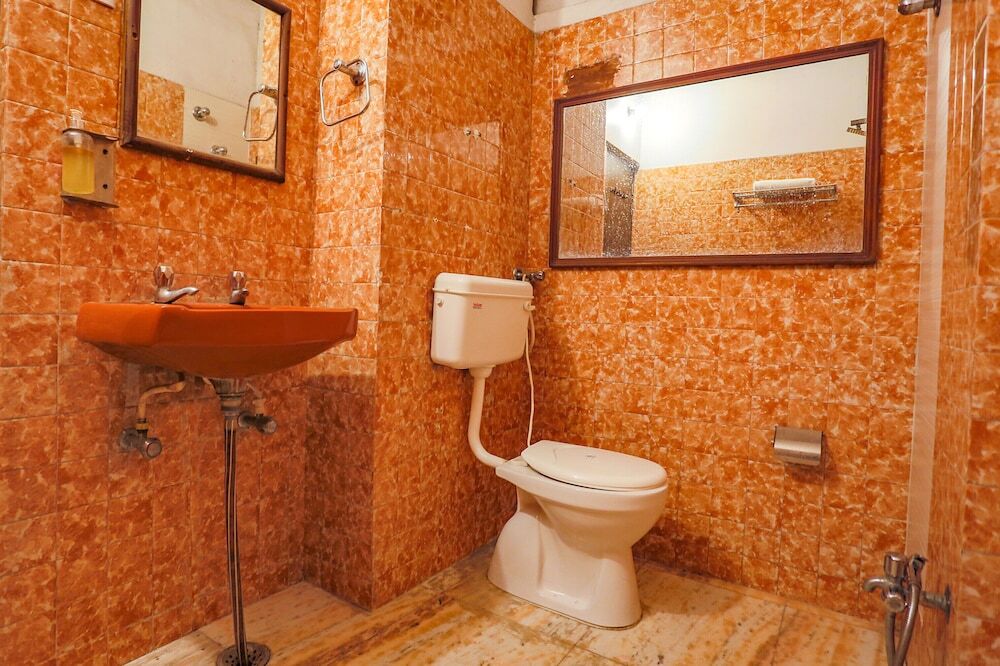 Канпур: Fabexpress Kanha Classic