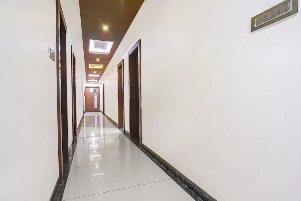 Бхопал: FabHotel Jewel Palace