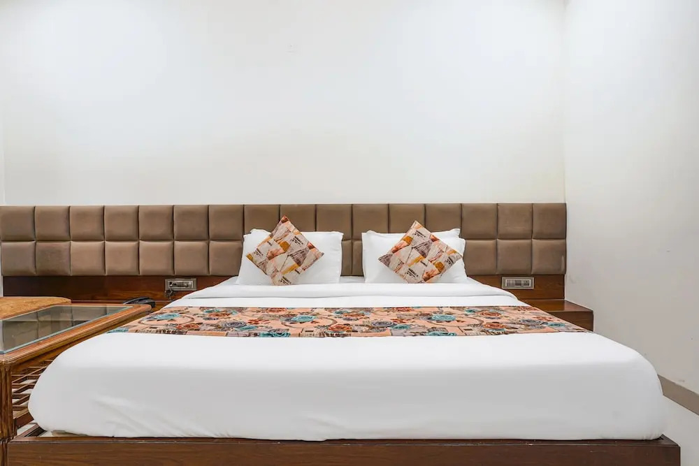 Бхопал: FabHotel Jewel Palace