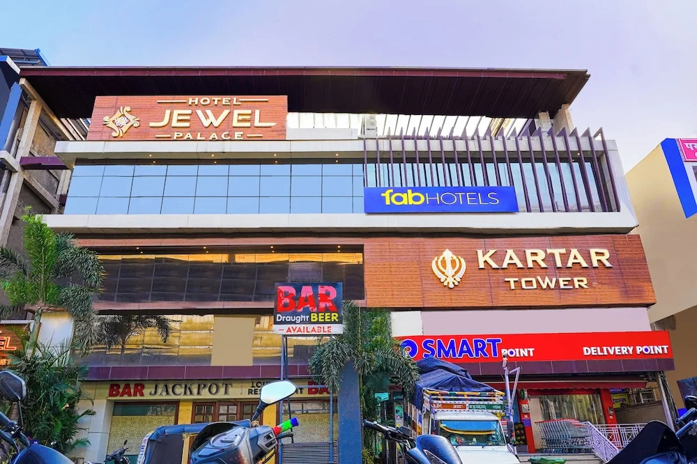 Бхопал: FabHotel Jewel Palace