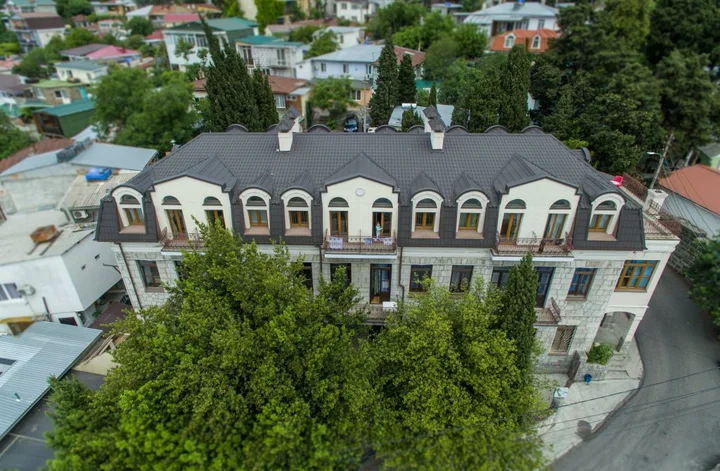 Алупка: Гостиница Аквилон