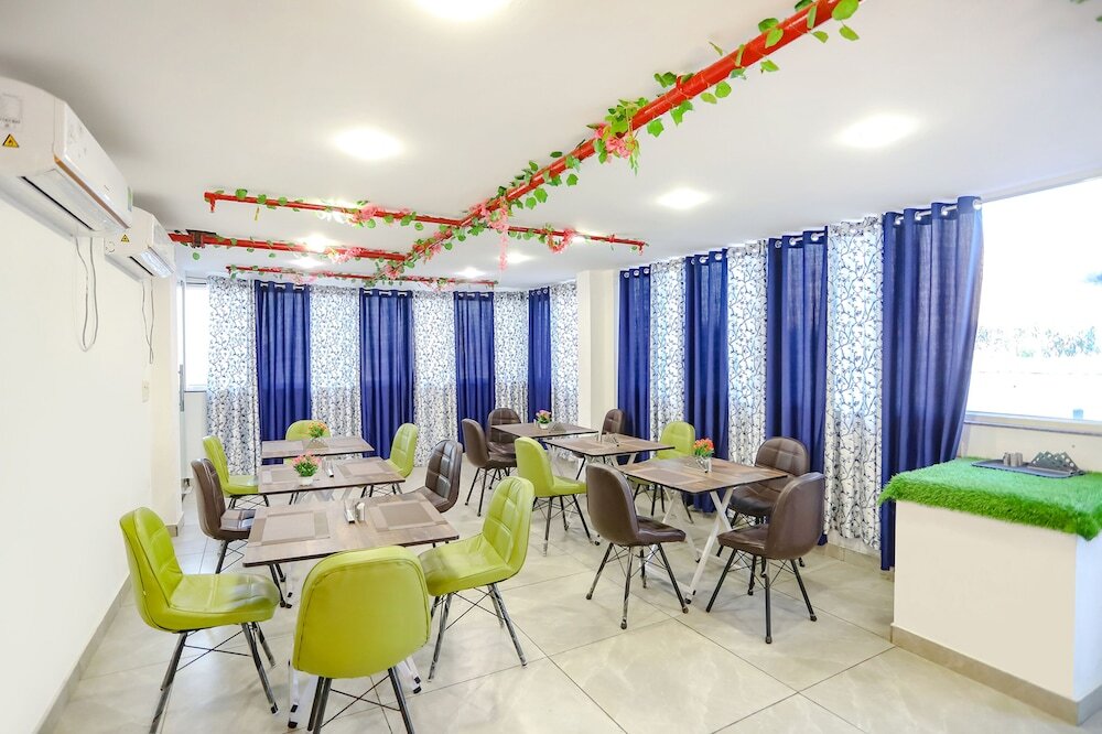 Газиабад: FabHotel Indirapuram By SBG