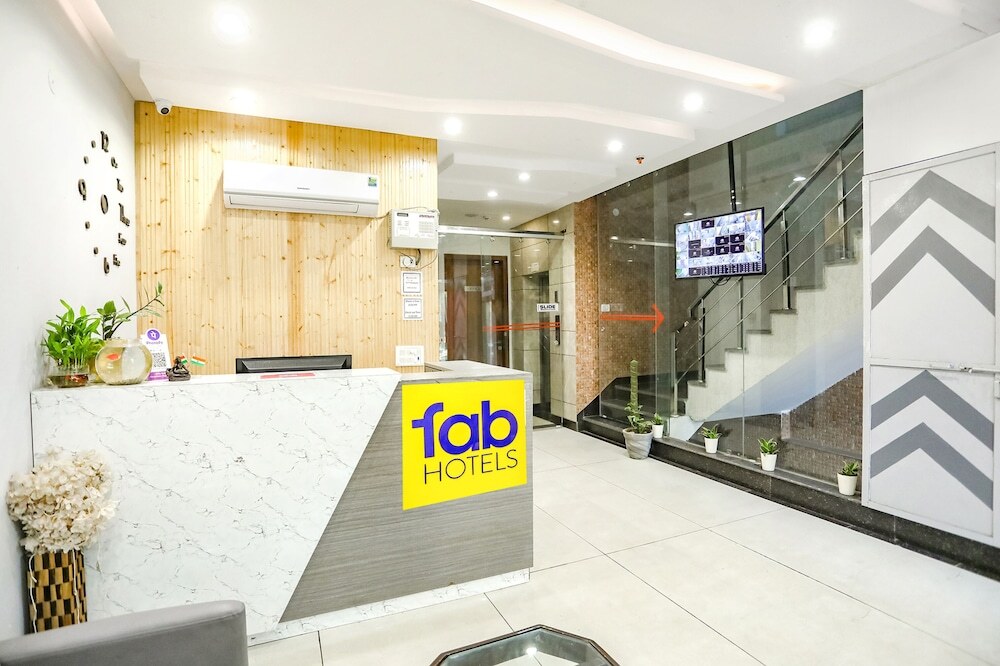 Газиабад: FabHotel Indirapuram By SBG