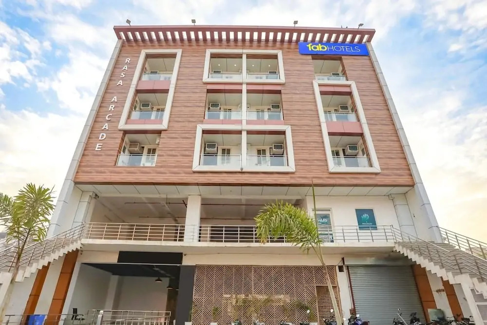 Газиабад: FabHotel Rasa Arcade