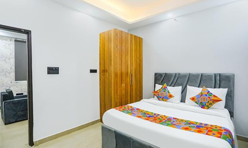 Газиабад: FabHotel Rasa Arcade