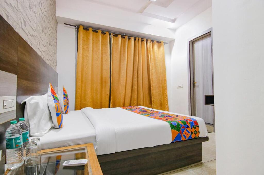 Чандигарх: FabHotel Welcome Residency
