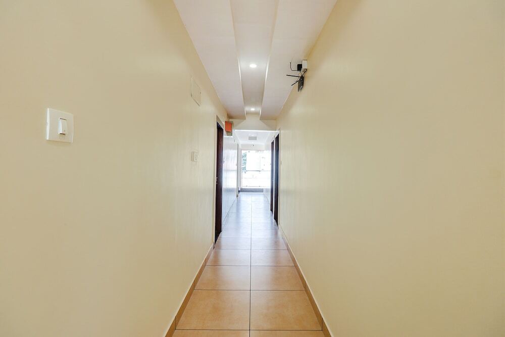 Бангалор: Fabhotel Green Park Residency