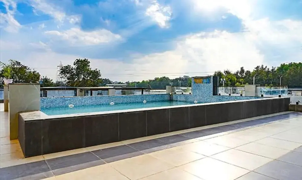 Бхопал: Fabhotel Shubh Shaleen Springs