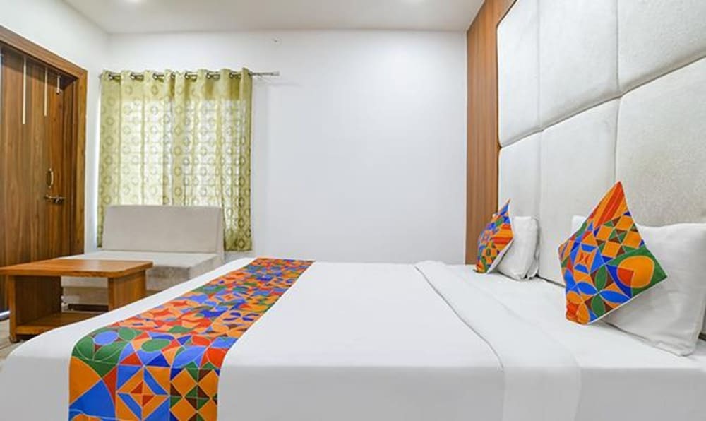 Индаур: Fabhotel Right Choice