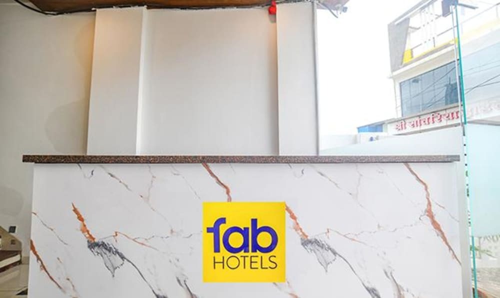Индаур: Fabhotel Right Choice