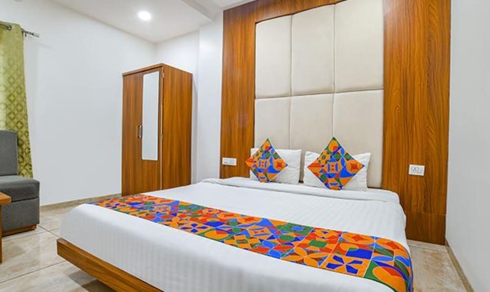 Индаур: Fabhotel Right Choice