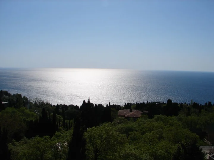 Алупка: Гостевой Дом Уютный Дом