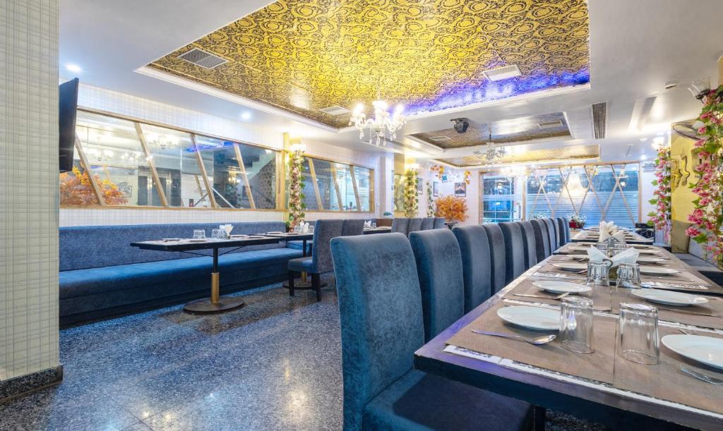 Лакхнау: FabHotel Prime The Oranze