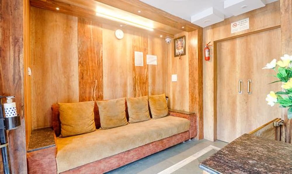 Гвалиор: FabHotel Ambika Dx