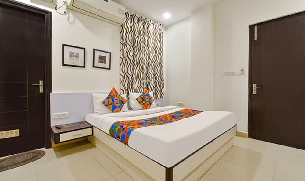 Джайпур: Fabhotel Rushank Residency