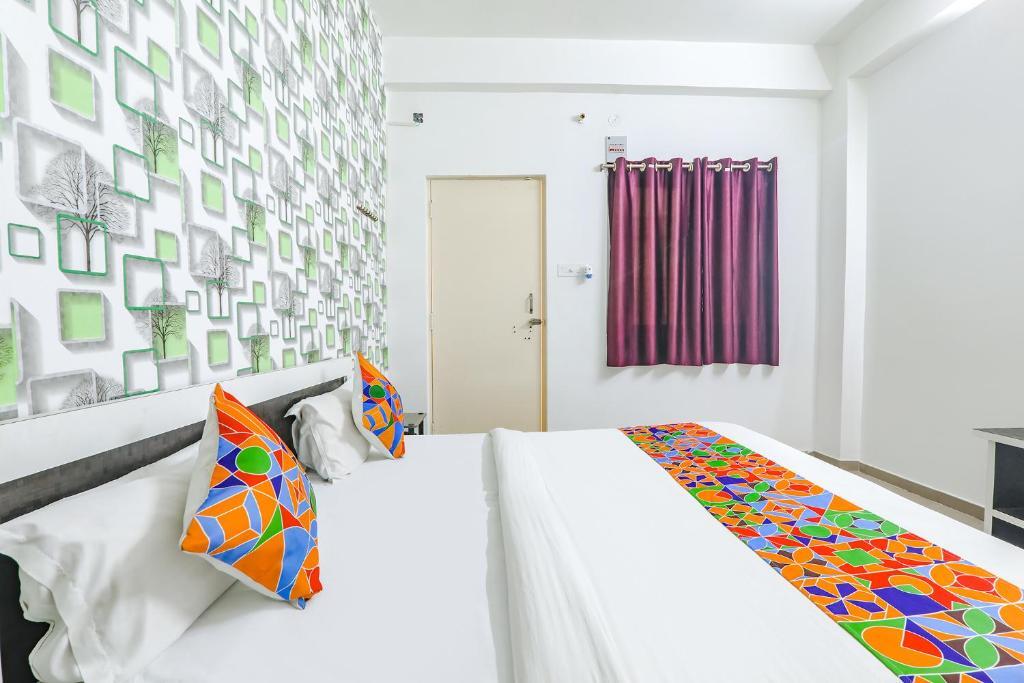 Патна: Fabexpress Ashiyana Inn