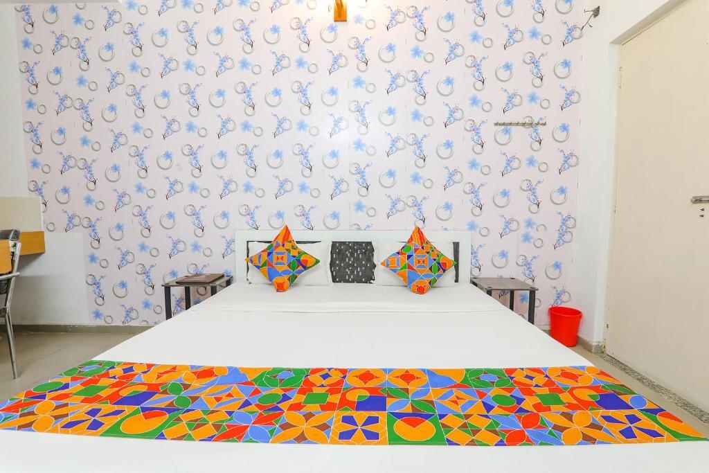 Патна: Fabexpress Ashiyana Inn