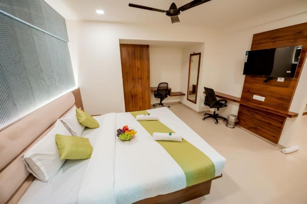 Мангалур: Hotel Heraa International