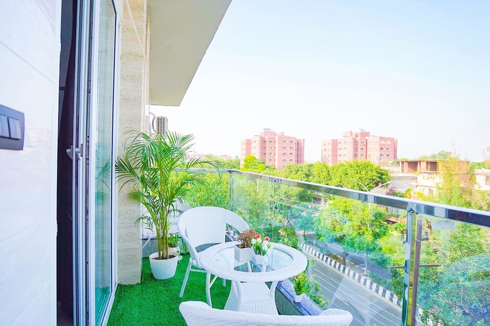 Нойда: FabHotel Sunrise Noida Sector 56