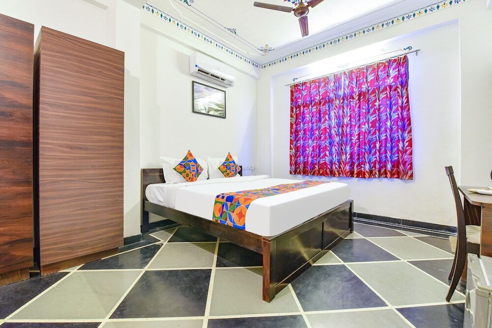 Удаипур: Fabhotel Achrol Palace