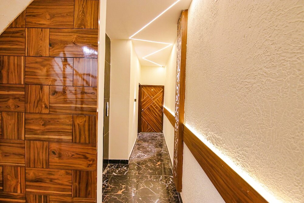Зиракпур: Fabhotel Palm Plaza