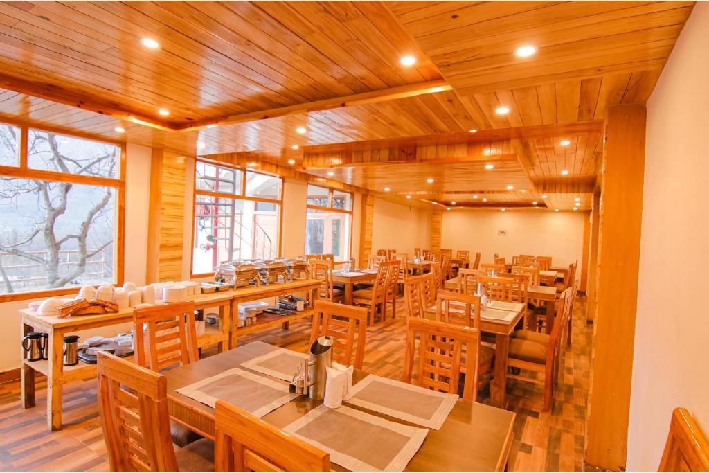 Манали: Fabhotel Sukoon Chalet
