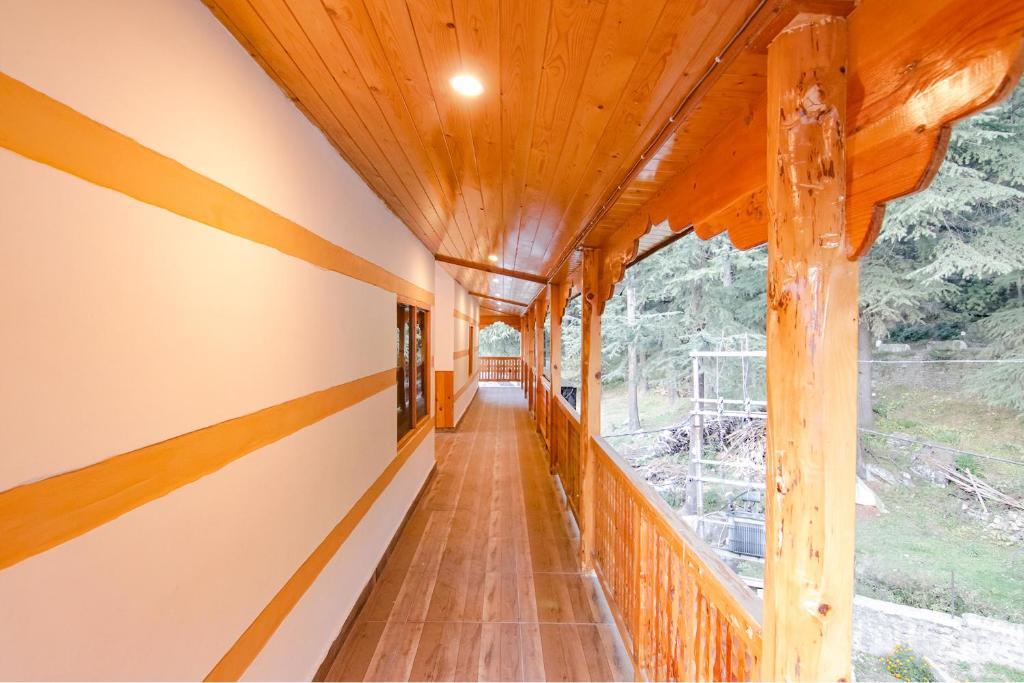 Манали: Fabhotel Sukoon Chalet