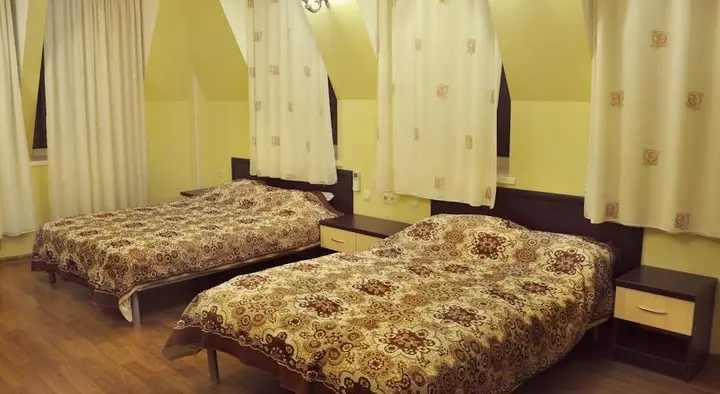 Алупка: Park Hotel Alubika