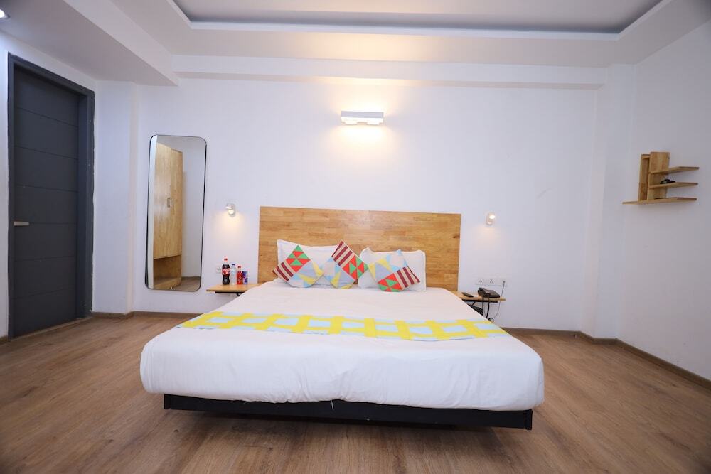 Гуруграм: Wedlock Hotels