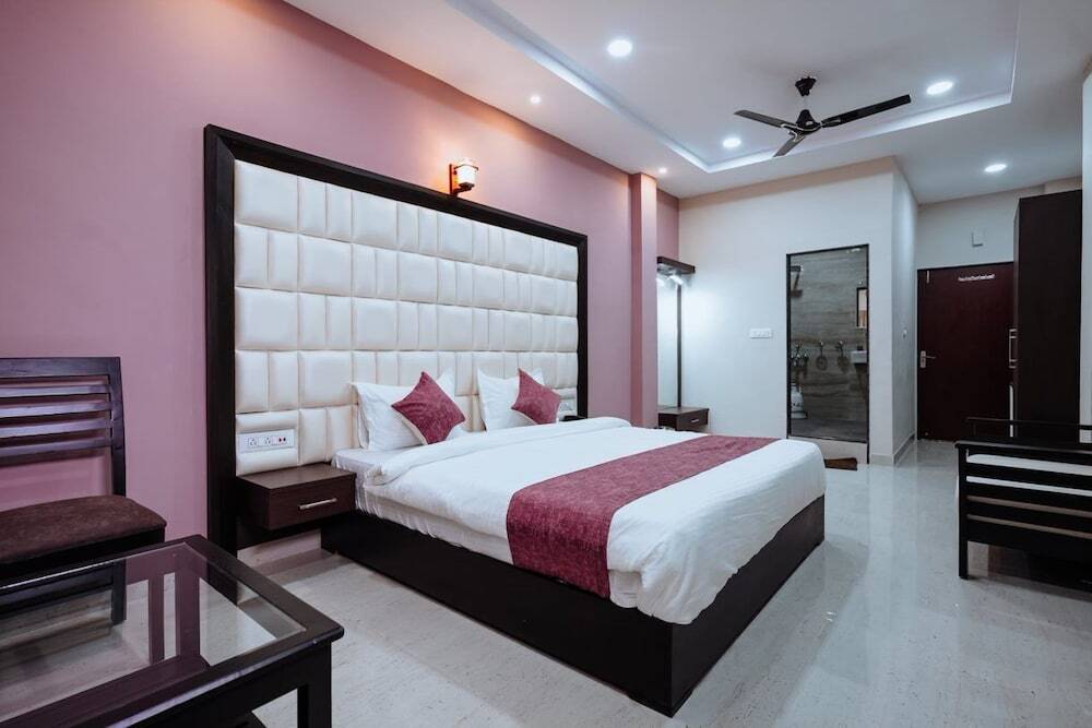 Jagdalpur: Bajaj's Karwan Inn