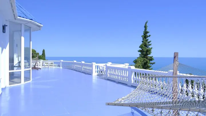 Алупка: Отель Серсиаль