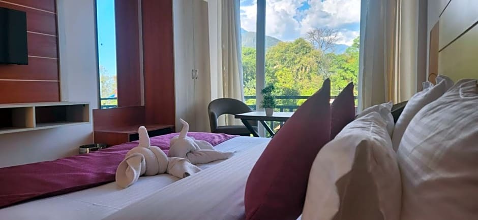 Кангра: Hotel Sagar Residency- Best Mountain View Hotel In Palampur