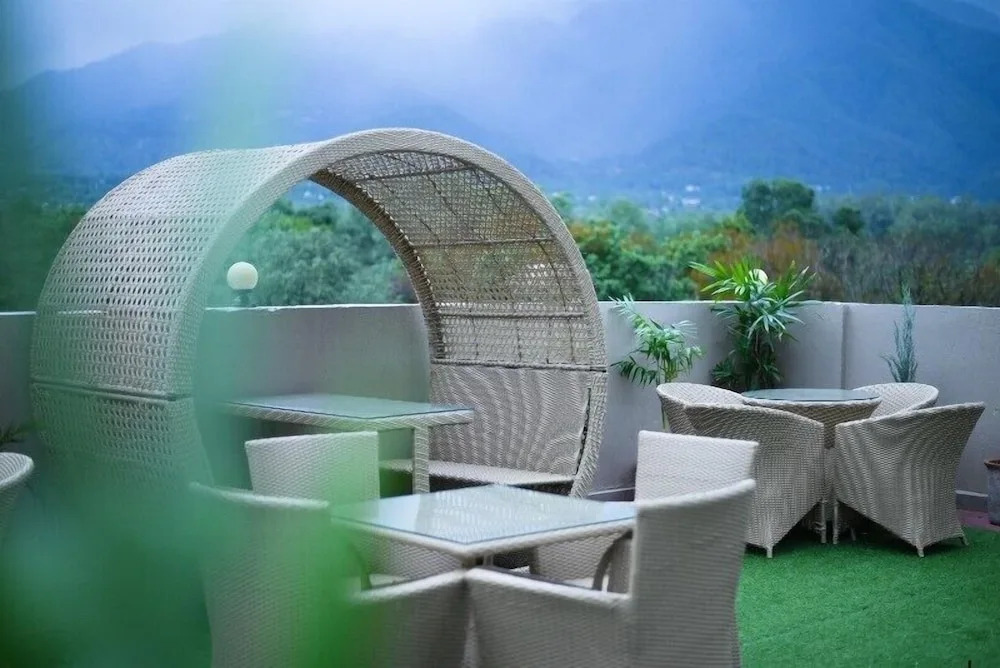 Кангра: Hotel Sagar Residency- Best Mountain View Hotel In Palampur