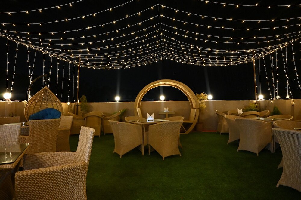 Кангра: Hotel Sagar Residency- Best Mountain View Hotel In Palampur