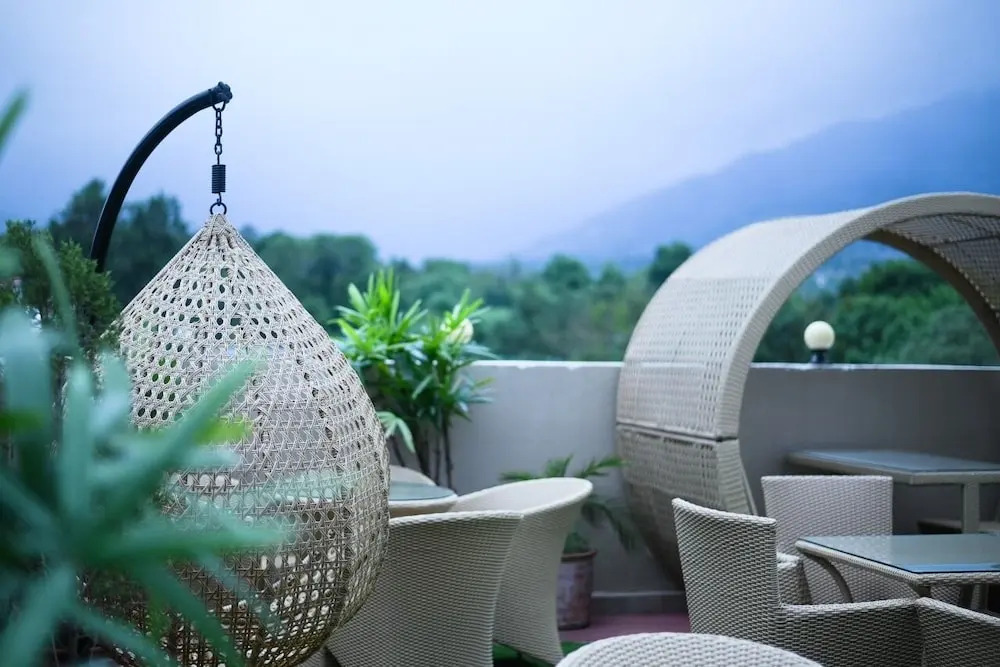 Кангра: Hotel Sagar Residency- Best Mountain View Hotel In Palampur
