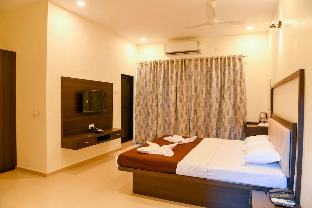 Малван: Malvan's Aishwarya Hotel
