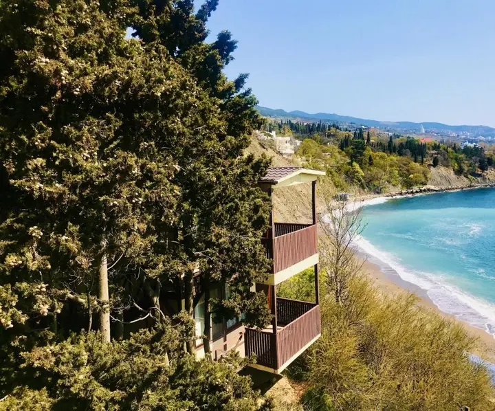 Алупка: Гостиничный Комплекс Зеленый Мыс