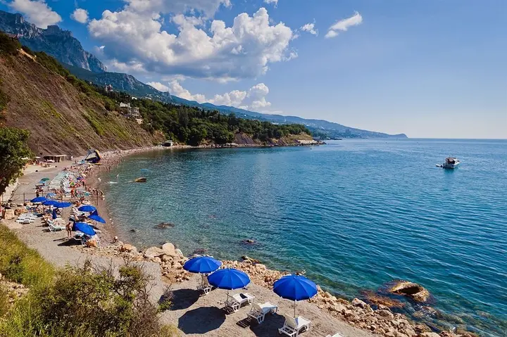 Алупка: Гостиничный Комплекс Зеленый Мыс