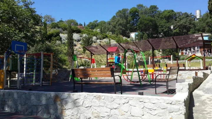 Алупка: Гостиничный Комплекс Зеленый Мыс