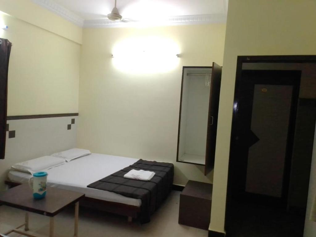 Бангалор: Sri Shankar Residency