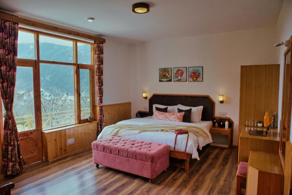 Манали: Dil Bole Pahad - The Wooden Chalet, Prini, Manali